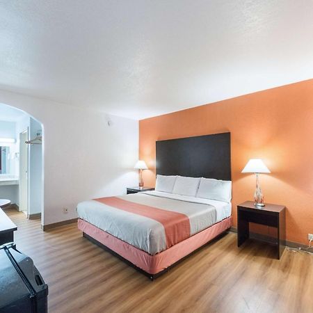 Motel 6 San Antonio Tx I10 West Екстер'єр фото