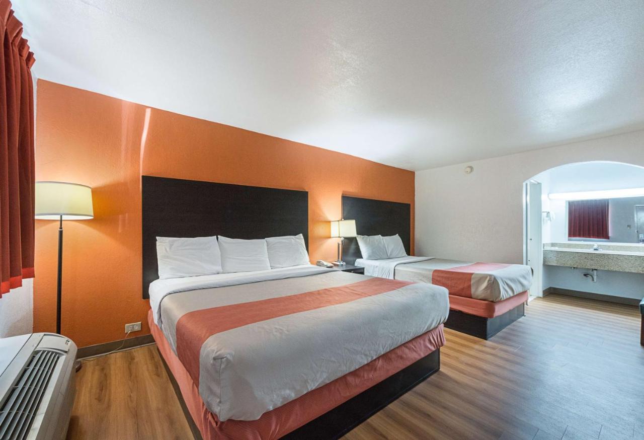 Motel 6 San Antonio Tx I10 West Екстер'єр фото