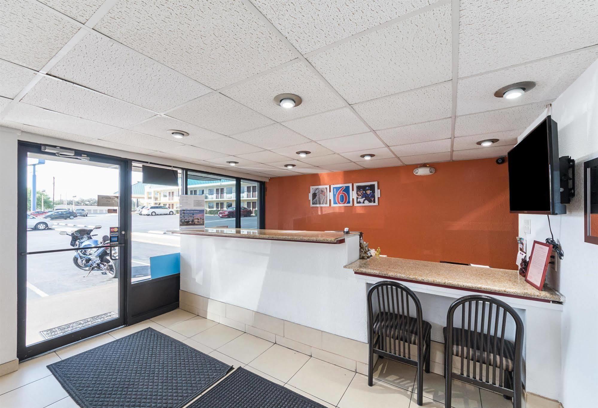 Motel 6 San Antonio Tx I10 West Екстер'єр фото