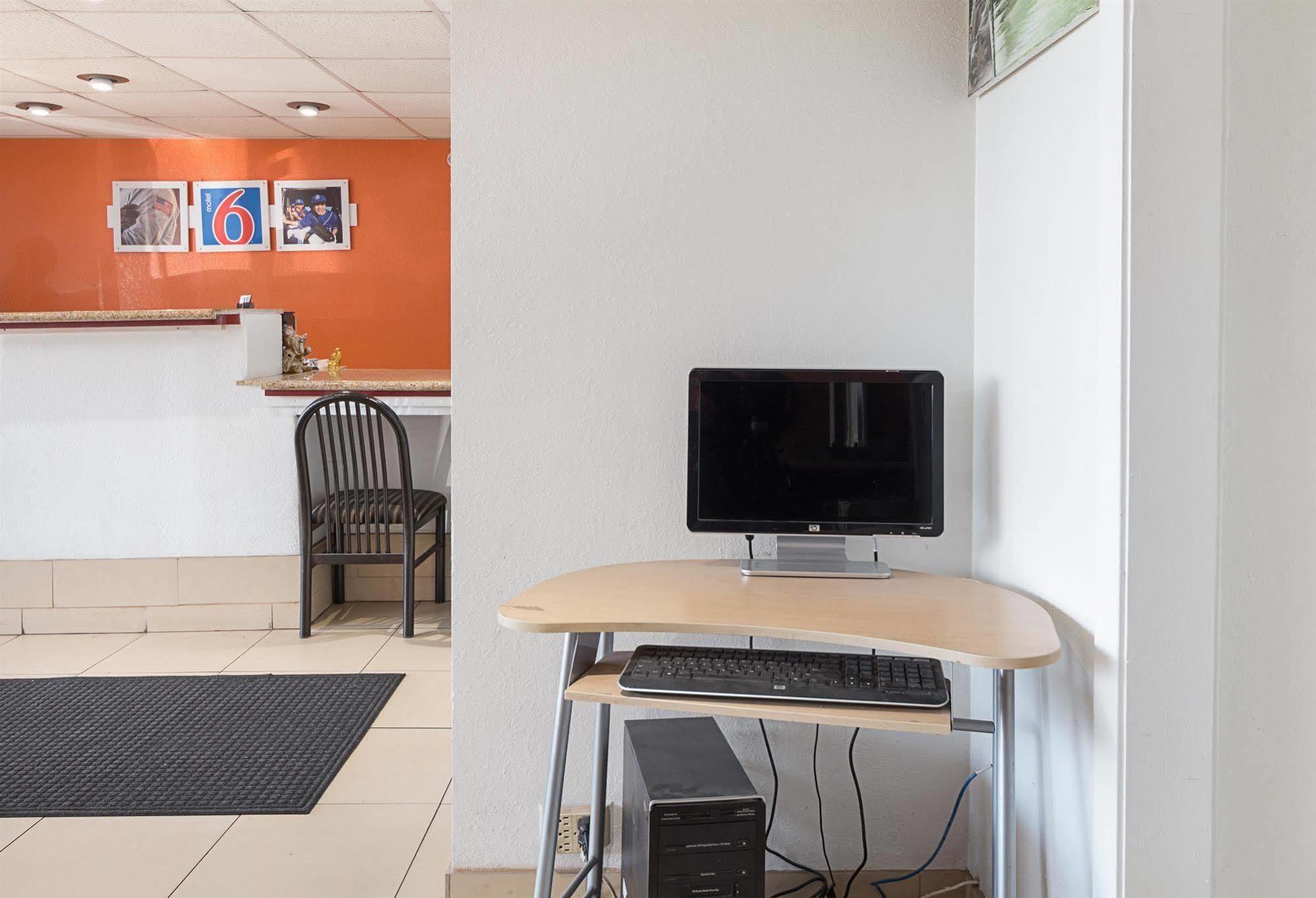 Motel 6 San Antonio Tx I10 West Екстер'єр фото