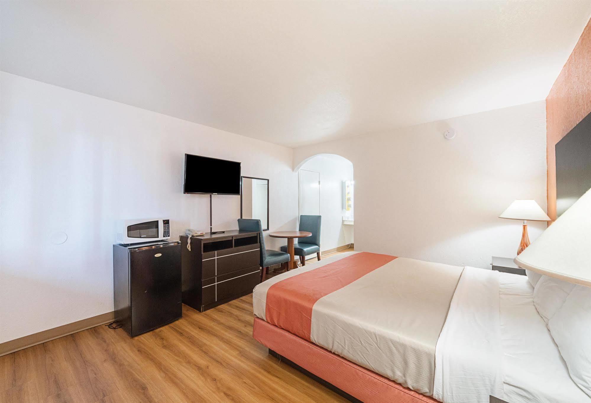 Motel 6 San Antonio Tx I10 West Екстер'єр фото